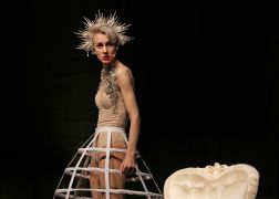 Lisa Eckhart In Jena Lacher Im Minutentakt 02